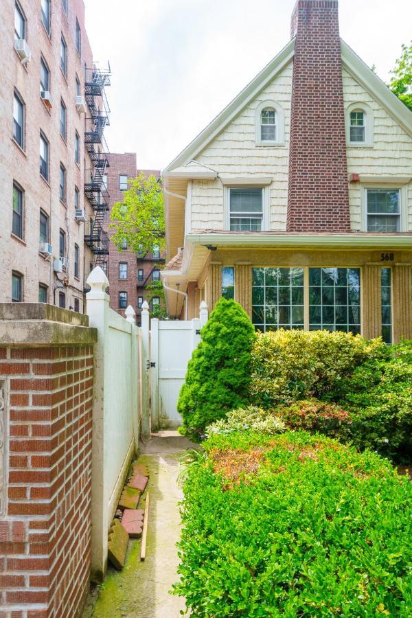 Newly Renovated Beautiful Studio Apt Nova York